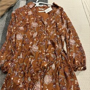 Yellow/mustard shimmy collared dress